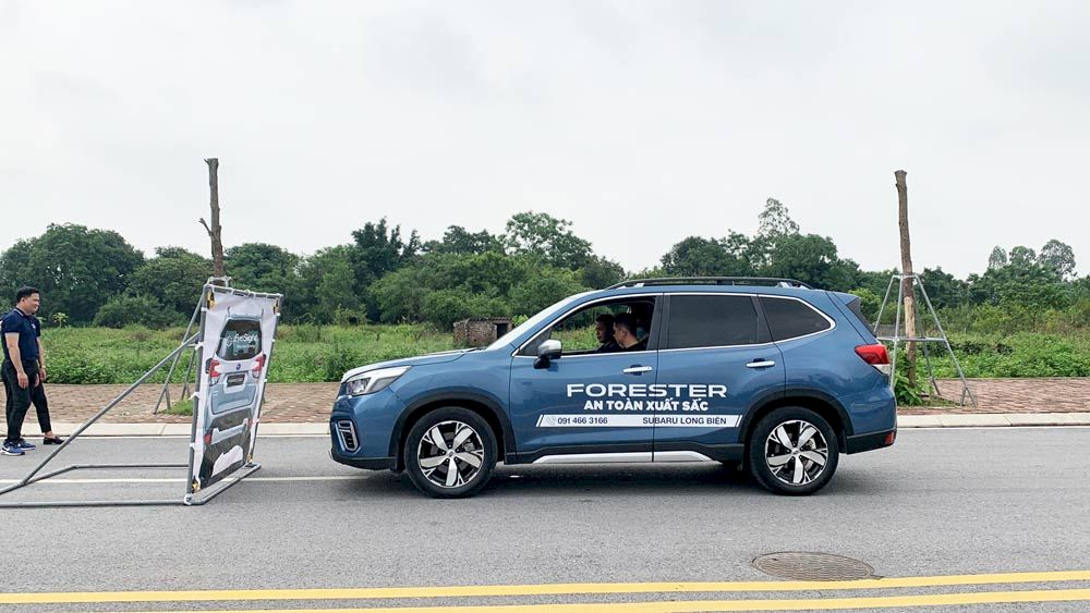Subaru Long Bi&ecirc;n : Sự kiện l&aacute;i thử v&agrave; trải nghiệm Forester tại Cafe Nắng , Việt Hưng, H&agrave; Nội