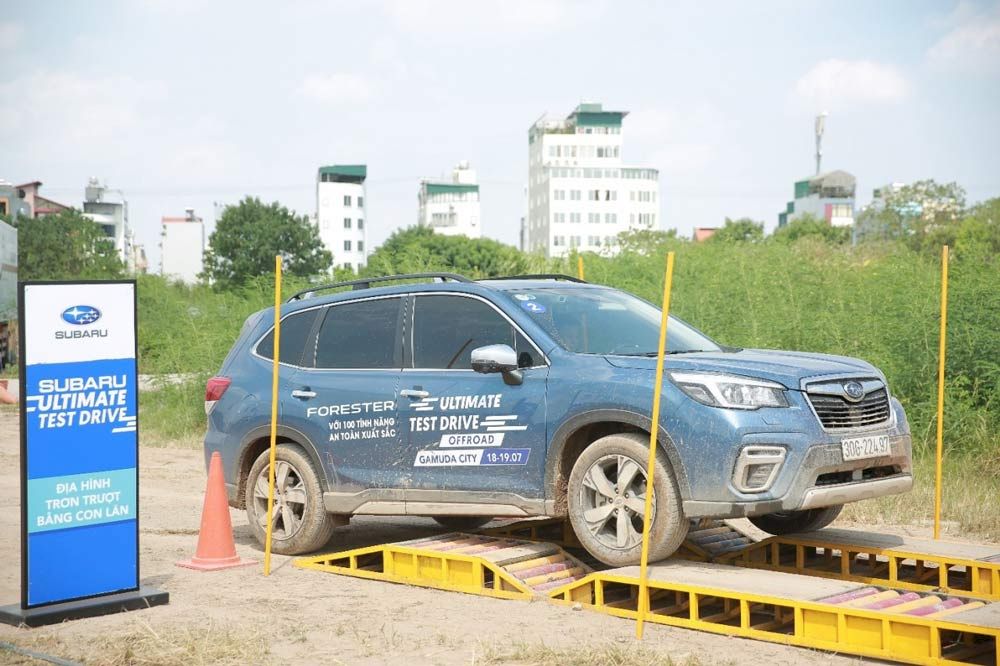 Subaru Long Bi&ecirc;n: Sự kiện ( SATD )Trải nghiệm C&ocirc;ng nghệ An To&agrave;n H&agrave;ng Đầu của xe Subaru tại H&agrave; Nội