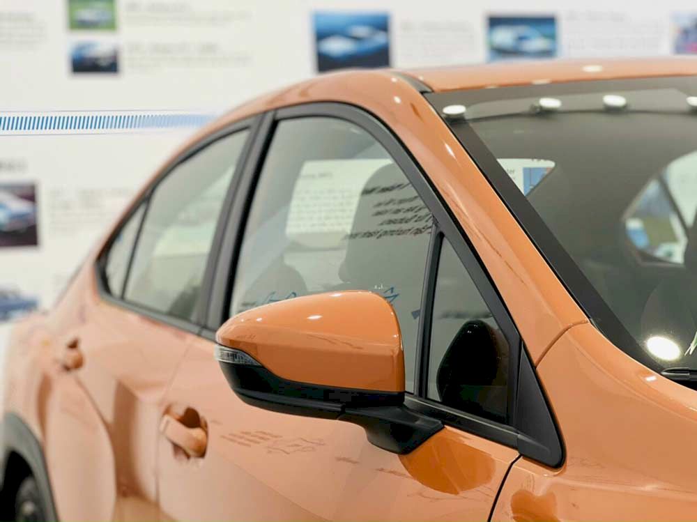 Subaru WRX 2022 mầu cam nổi bật cho các khách hàng cá tính 