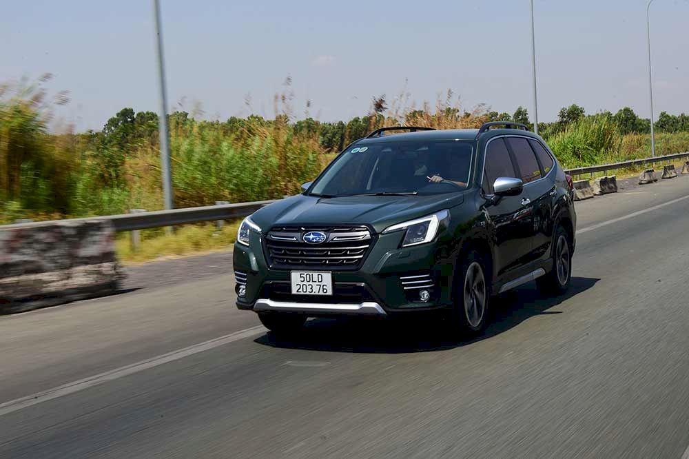 Subaru Forester 2023 nhập khẩu Th&aacute;i Lan : SUV gia đ&igrave;nh cho người m&ecirc; cầm l&aacute;i