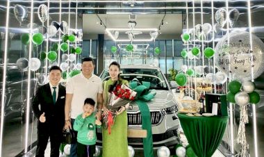 Lễ bàn giao xe Skoda Kodiaq bản cao cấp nhất tại Skoda Thăng Long